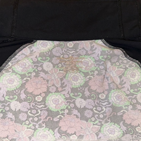 Lululemon Long Sleeved Jacket Size 10 - Picture 11 of 11